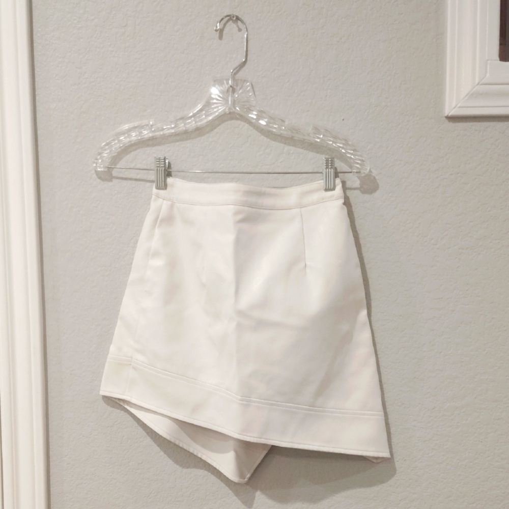 Honey Punch White Skirt - Picture 3 of 5